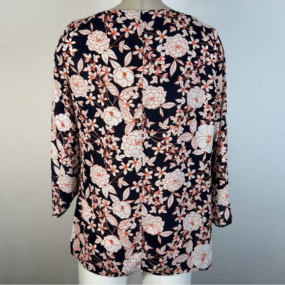 ❤️ Banana Republic Navy and Pink Floral Blouse S - Picture 3 of 11